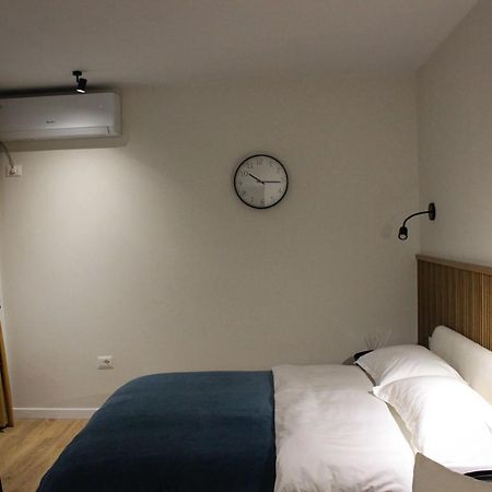 Studio In Тирана Екстериор снимка
