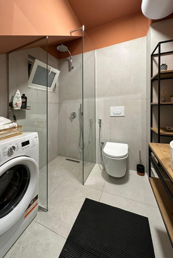 Studio In Тирана Екстериор снимка