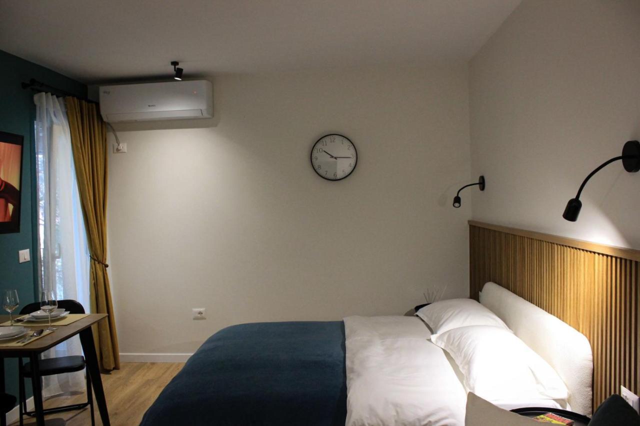 Studio In Тирана Екстериор снимка